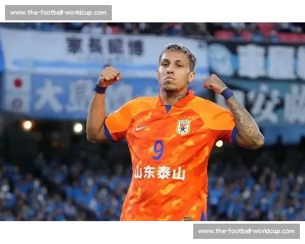 泰山俱乐部严正辟谣克雷桑转会传闻：不实信息扰乱军心