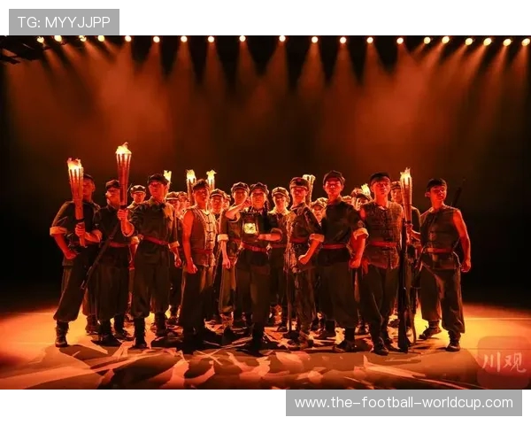 杨程晒与马斯切拉诺合影：昔日战友的足球情缘与执教征程的期许