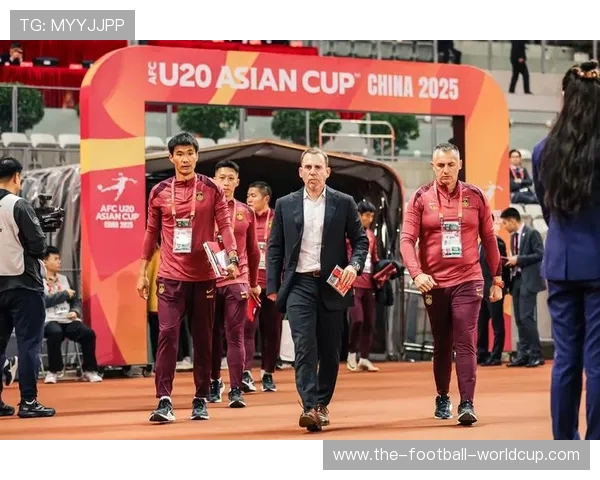 国足选帅正式启动！官网将发布全球招聘公告，久尔杰维奇代理出征东亚杯